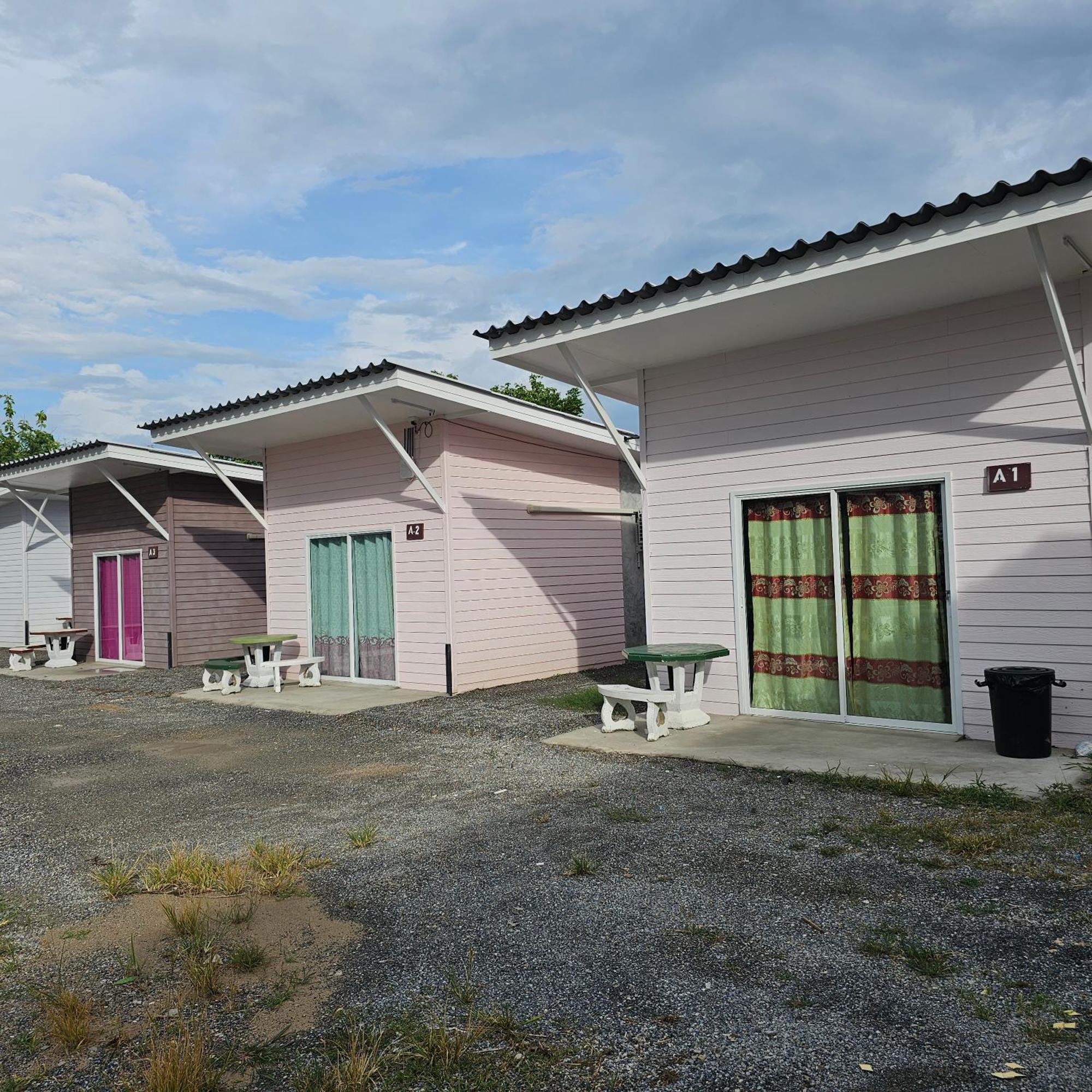 Bansuan Inthanon Resort -Classic House Chom Thong Buitenkant foto