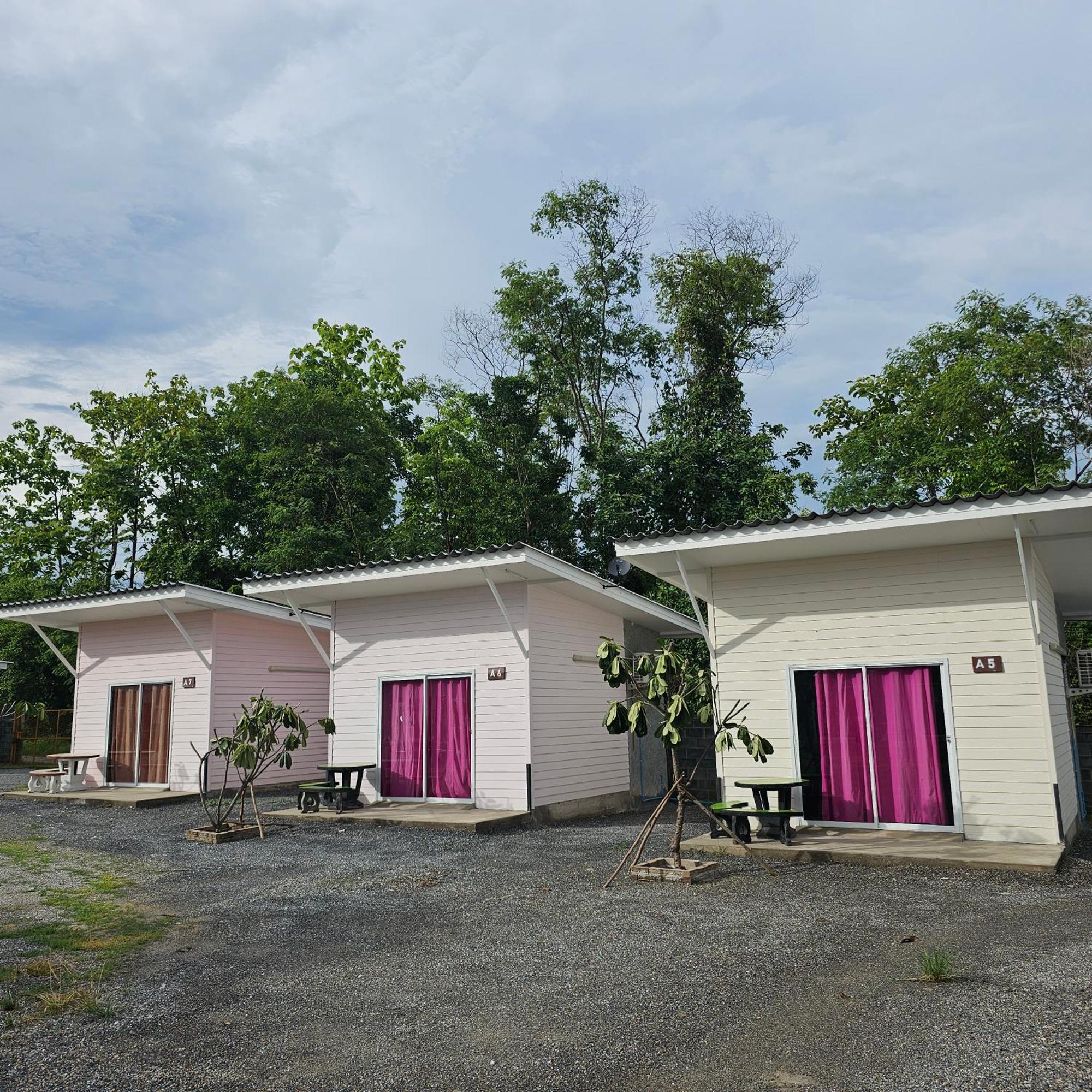 Bansuan Inthanon Resort -Classic House Chom Thong Buitenkant foto