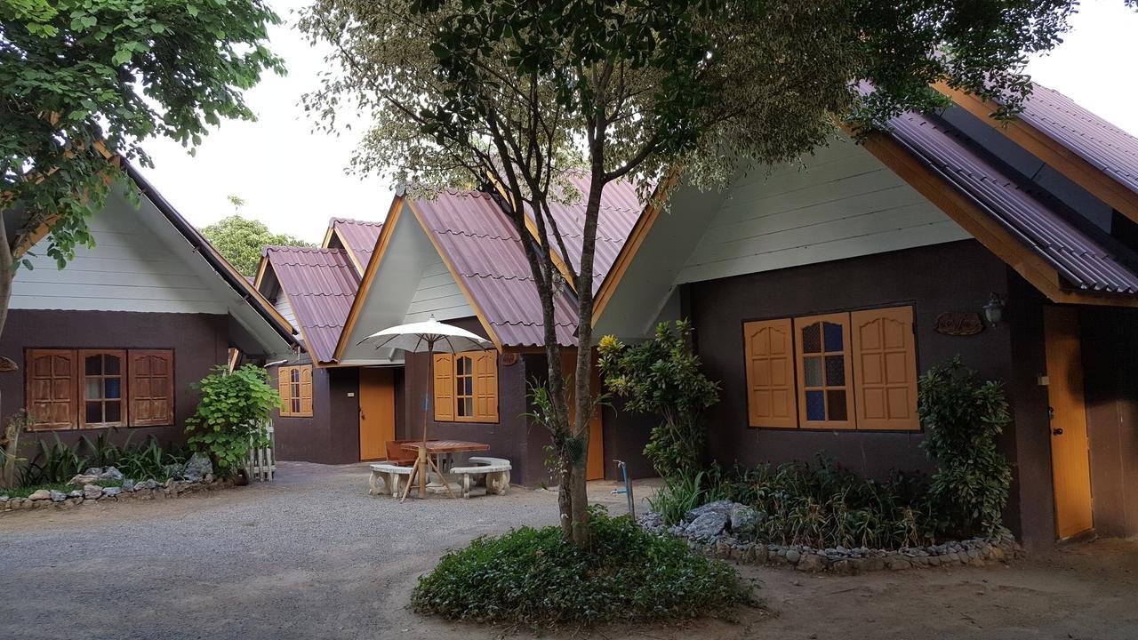 Bansuan Inthanon Resort -Classic House Chom Thong Buitenkant foto